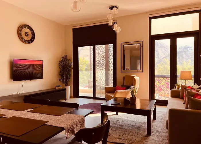 One Guest Place Elegant 1Bhk Apartment In Muscat Bay 01
