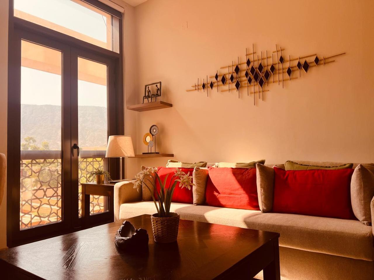 One Guest Place Elegant 1bhk In Bay 01 * Muscat